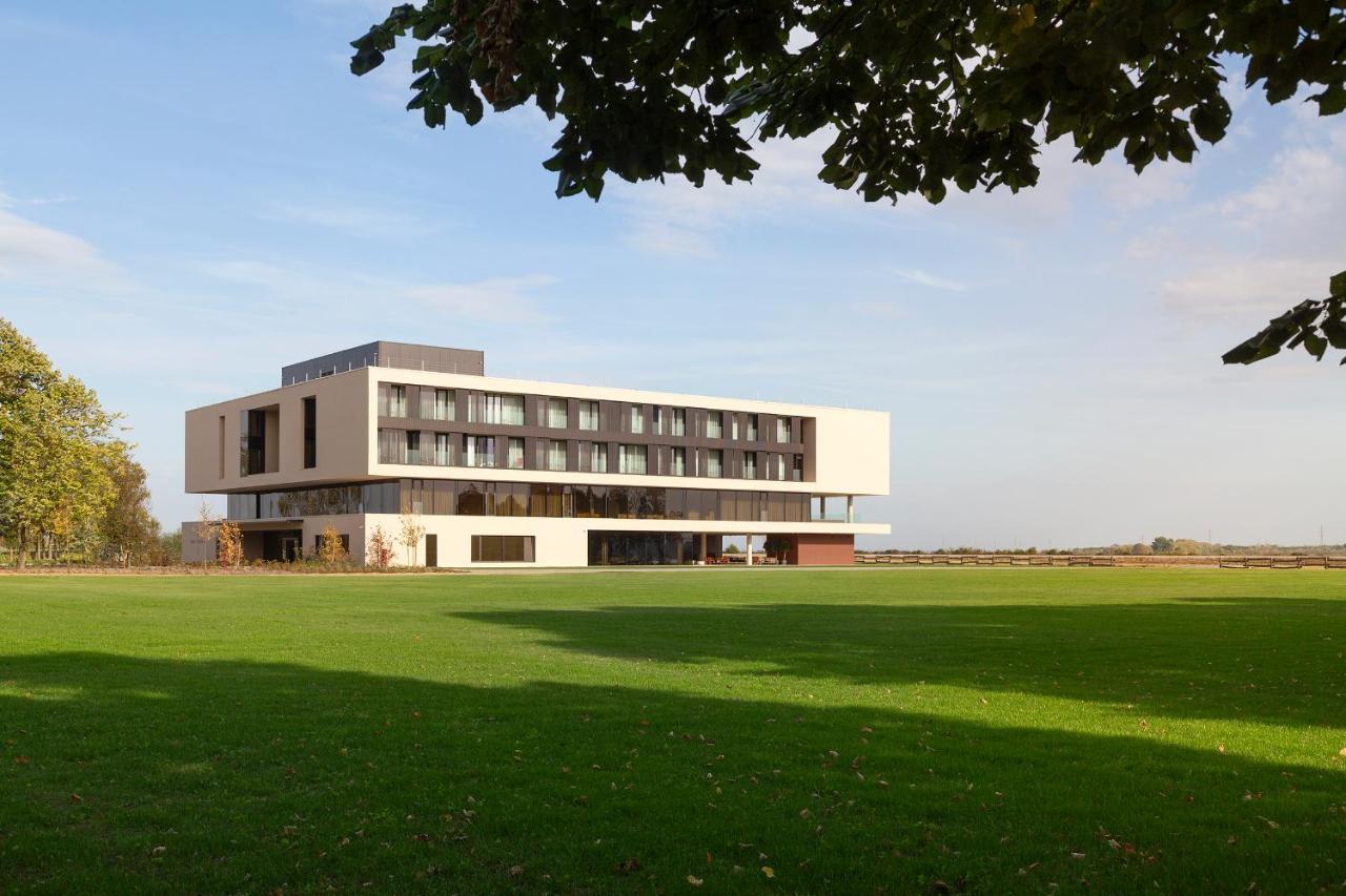 Hotel Materra Osijek Luaran gambar